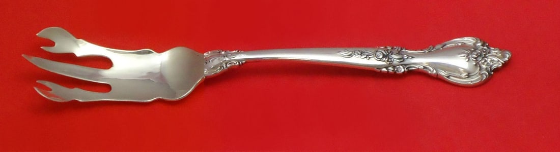 Lunt Delacourt Sterling Silver Custom Lobster Pick 5 3/4 in: Lunt Delacourt Sterling Silver Custom Lobster Pick 5 3/4 in Sterling silver lobster pick in the Delacourt pattern by Lunt. This custom-made piece is approximately 5 3/4 inches long, is not monogrammed