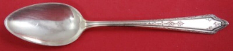Towle Virginia Lee Sterling Silver 6 Inch Teaspoon: Towle Virginia Lee Sterling Silver 6 Inch Teaspoon This exquisite sterling silver teaspoon features the elegant Virginia Lee pattern by Towle. Measuring 6 inches in length, this spoon showcases the ti