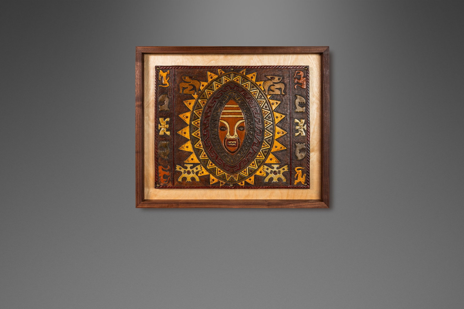 Angel Pazmino Mid-Century Modern Leather Artwork 1960s Ecuador: Angel Pazmino Mid-Century Modern Leather Artwork 1960s Ecuador Discover a stunning Mid-Century Modern artwork featuring embossed leather folk art by Angel Pazmino, an acclaimed Ecuadorian artisan. Thi