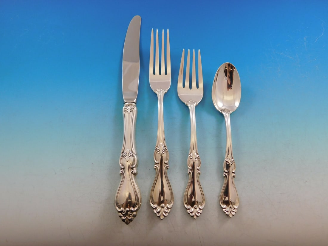 Towle Queen Elizabeth I Sterling Silver Flatware Set for 6 25 Pieces with Caddy: Towle Queen Elizabeth I Sterling Silver Flatware Set for 6 25 Pieces with Caddy Elevate your dining experience with this exquisite Queen Elizabeth I Sterling Silver Flatware Set by Towle, designed for