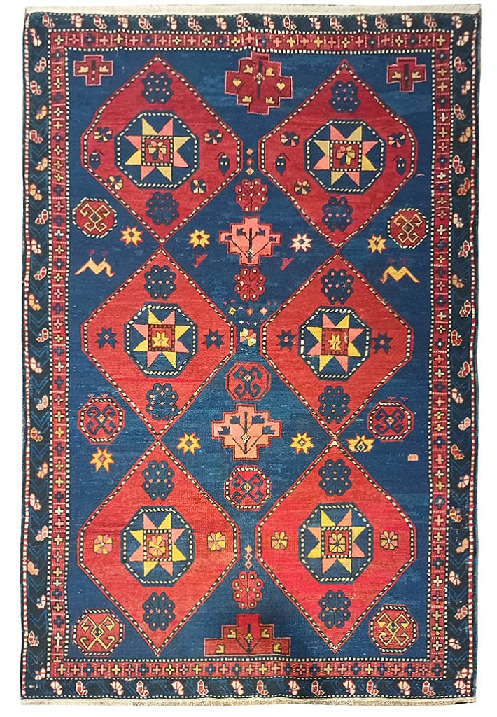 5' x 7' Semi Antique Persian Kurdistan Area Rug Handwoven Wool Elegant Design: 5' x 7' Semi Antique Persian Kurdistan Area Rug Handwoven Wool Elegant Design Free continental US Shipping Transform your living space with this exquisite 5' x 7' Semi Antique Persian Kurdistan Rug, a