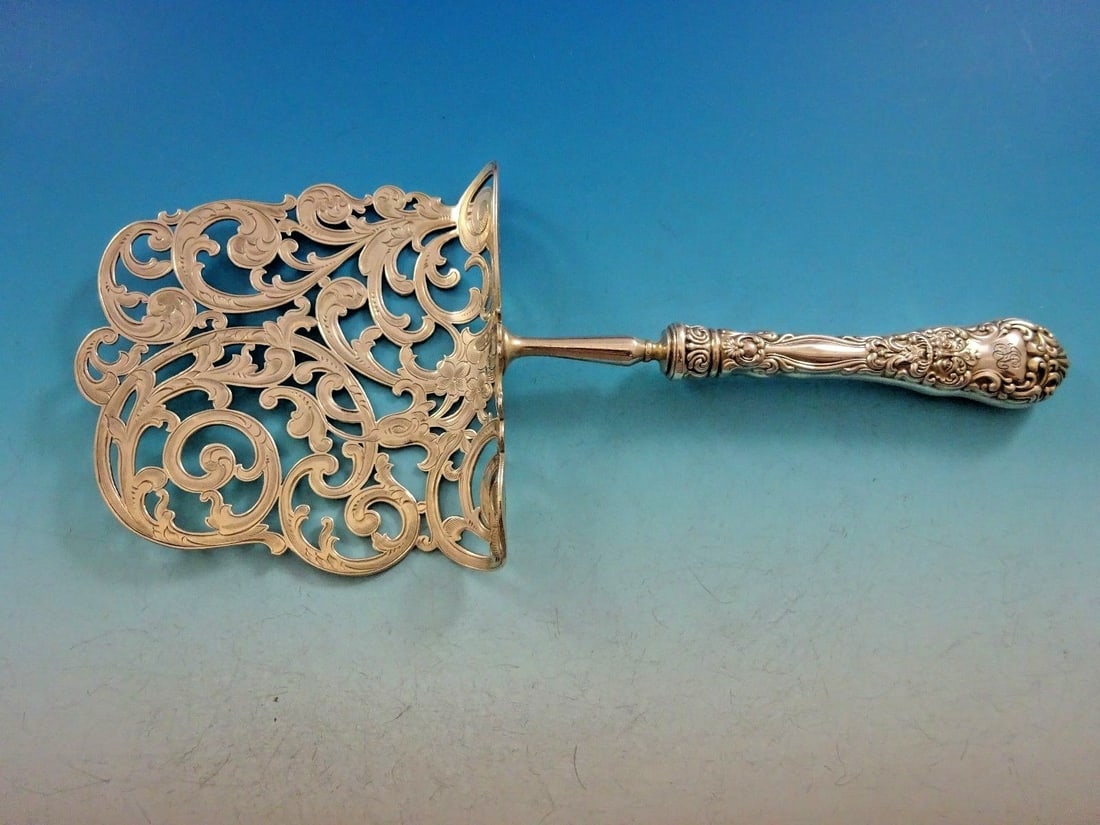 Dominick and Haff Renaissance Sterling Silver Asparagus Server 10 1/4": Dominick and Haff Renaissance Sterling Silver Asparagus Server 10 1/4" This exquisite asparagus server from the Renaissance pattern by Dominick & Haff is a stunning addition to any collection. Crafted
