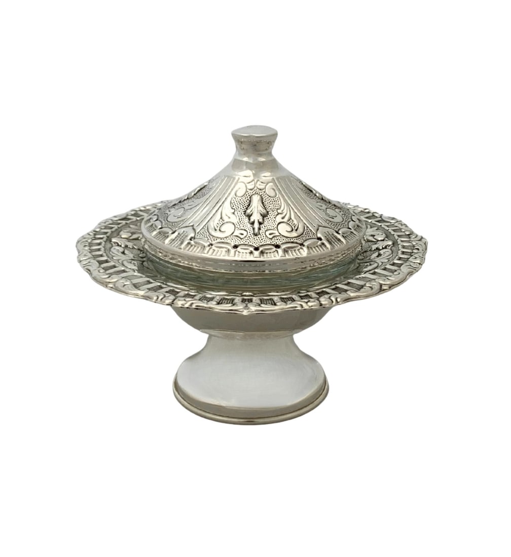 Handmade 925 Sterling Silver Honey Dish with Chased Leaf Design: Handmade 925 Sterling Silver Honey Dish with Chased Leaf Design Discover the elegance of this fine 925 sterling silver handmade chased leaf swirl honey dish, showcasing a beautiful combination of matt
