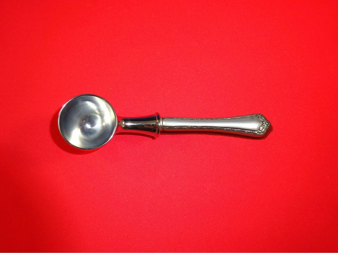 Easterling Rosemary Sterling Silver Coffee Scoop Custom Made 6 Inch: Easterling Rosemary Sterling Silver Coffee Scoop Custom Made 6 Inch Introducing the exquisite Rosemary Coffee Scoop by Easterling, a stunning addition to your kitchenware. Crafted from high-quality st