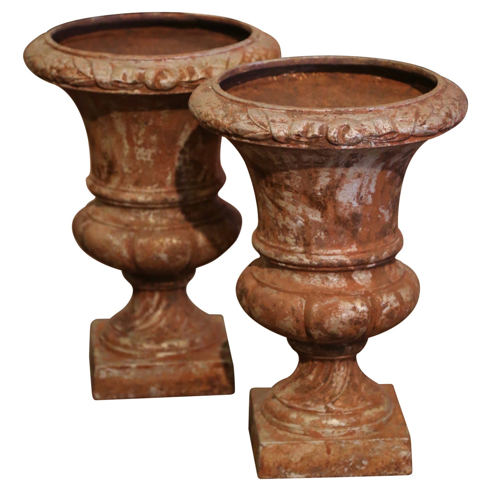 19th Century French Cast Iron Medici Urns Set of 2 Patinated: 19th Century French Cast Iron Medici Urns Set of 2 Patinated Enhance your outdoor or indoor spaces with this exquisite pair of 19th Century French Cast Iron Medici Urns. Each urn, crafted in France ci