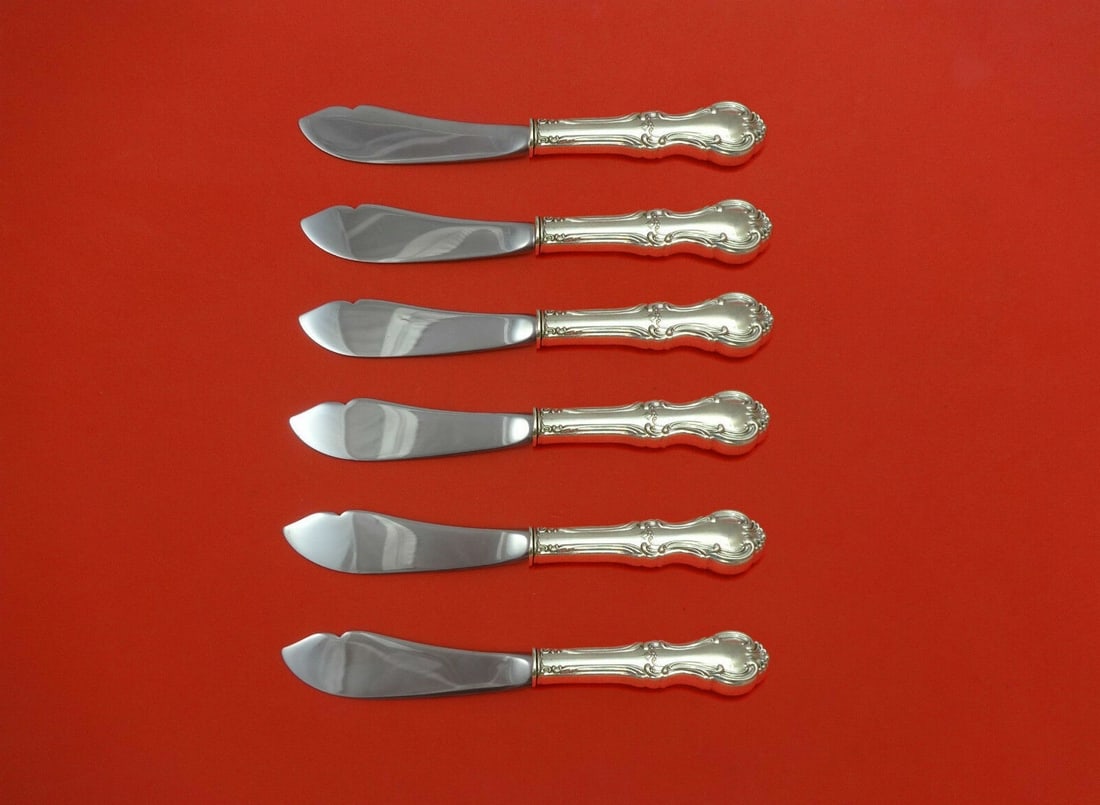 International Sterling Joan of Arc 6pc Trout Knife Set: International Sterling Joan of Arc 6pc Trout Knife Set This exquisite 6-piece trout knife set is crafted by International Sterling in the elegant Joan of Arc pattern. Each knife features a sterling si