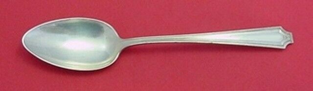 Whiting King Albert Sterling Silver Serving Spoon 8.25 inches: Whiting King Albert Sterling Silver Serving Spoon 8.25 inches This exquisite serving spoon is a part of the King Albert pattern by Whiting, crafted from high-quality sterling silver. Measuring 8 1/4 i
