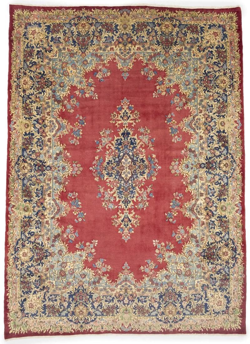 Hand-Knotted Wool Floral Area Rug Vintage Style 10'0 x 13'8: Hand-Knotted Wool Floral Area Rug Vintage Style 10'0 x 13'8 This semi-antique traditional floral area rug features a classic oriental design in a rectangular shape, hand-knotted from wool. Showcasing 