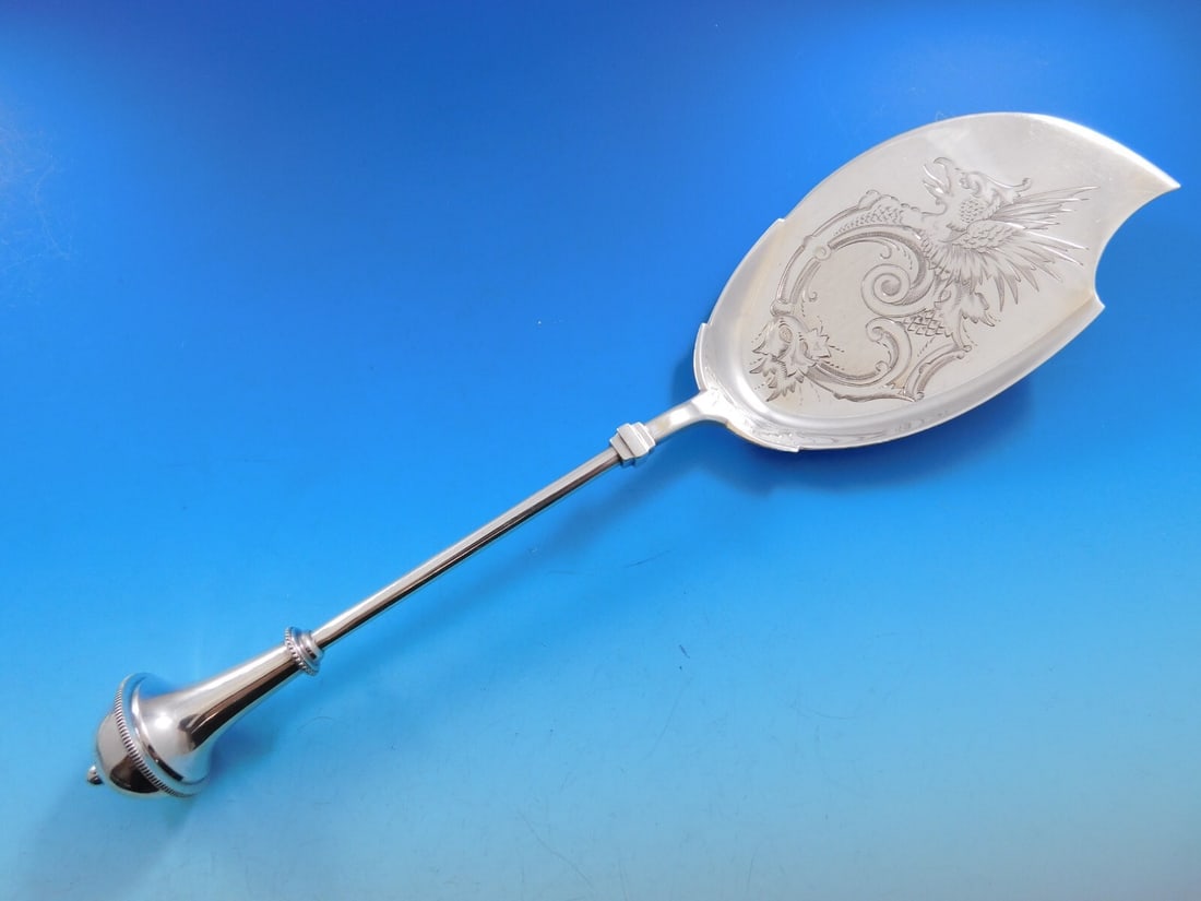 Wood & Hughes Sterling Silver Ice Cream Server 10 3/4 Bead and Dome End: Wood & Hughes Sterling Silver Ice Cream Server 10 3/4 Bead and Dome End This exquisite Ice Cream Server is crafted from Sterling Silver by Wood & Hughes, showcasing the elegant Bead and Dome End patte
