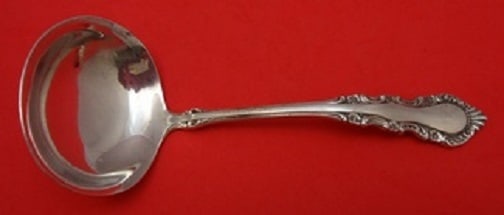 Reed and Barton Georgian Rose Sterling Silver Gravy Ladle 6 inch: Reed and Barton Georgian Rose Sterling Silver Gravy Ladle 6 inch This exquisite gravy ladle features the elegant Georgian Rose pattern by Reed and Barton. Crafted from high-quality sterling silver, th
