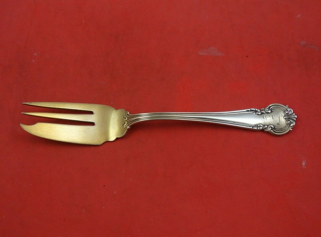 Gorham Cromwell Sterling Silver Gold Washed Pastry Fork 5 3/4 inches: Gorham Cromwell Sterling Silver Gold Washed Pastry Fork 5 3/4 inches This elegant pastry fork is part of the Cromwell pattern by Gorham, crafted from high-quality sterling silver and featuring a luxur