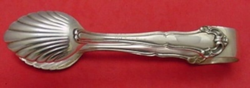 Buccellati Grande Imperiale Sterling Silver Ice Tong 5 3/4 inches: Buccellati Grande Imperiale Sterling Silver Ice Tong 5 3/4 inches Elevate your serving experience with this exquisite ice tong from the renowned Italian brand Buccellati, part of the Grande Imperiale 