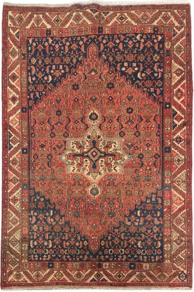 Handcrafted 4.5 x 6.9 Persian Zanjan Area Rug Wool Elegant Design: Handcrafted 4.5 x 6.9 Persian Zanjan Area Rug Wool Elegant Design Free continental US Shipping Introducing a stunning 4.5 x 6.9 Persian Zanjan Rug, a true masterpiece of traditional craftsmanship and 