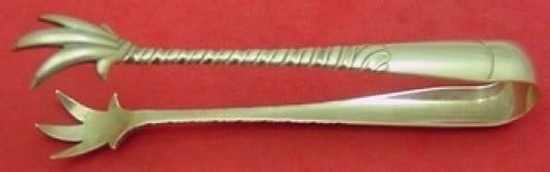 Gorham Colonial Sterling Silver Large Sugar Tong 5 1/8 Inch Serving Piece: Gorham Colonial Sterling Silver Large Sugar Tong 5 1/8 Inch Serving Piece Presenting a stunning piece of history, the Colonial by Gorham Sterling Silver Sugar Tong is a remarkable serving accessory fr
