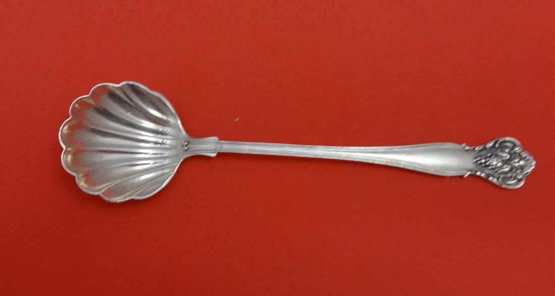 Durgin New Vintage Sterling Silver Serving Spoon Shell Bowl 5 1/2" (1 of 1)