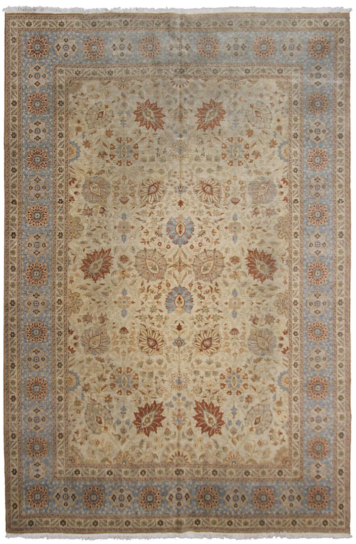 Vintage Oushak Mahal Wool Area Rug 10x14 Beige Blue Geometric: Vintage Oushak Mahal Wool Area Rug 10x14 Beige Blue Geometric This vintage handmade Oushak Mahal area rug features a traditional Turkish geometric pattern in a refined palette of beige, blue, olive, m