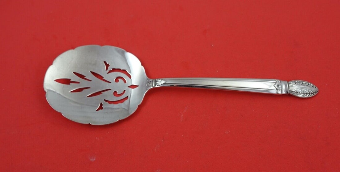 Reed and Barton Colonial Classic Sterling Silver Tomato Server 7.5" (1 of 2)