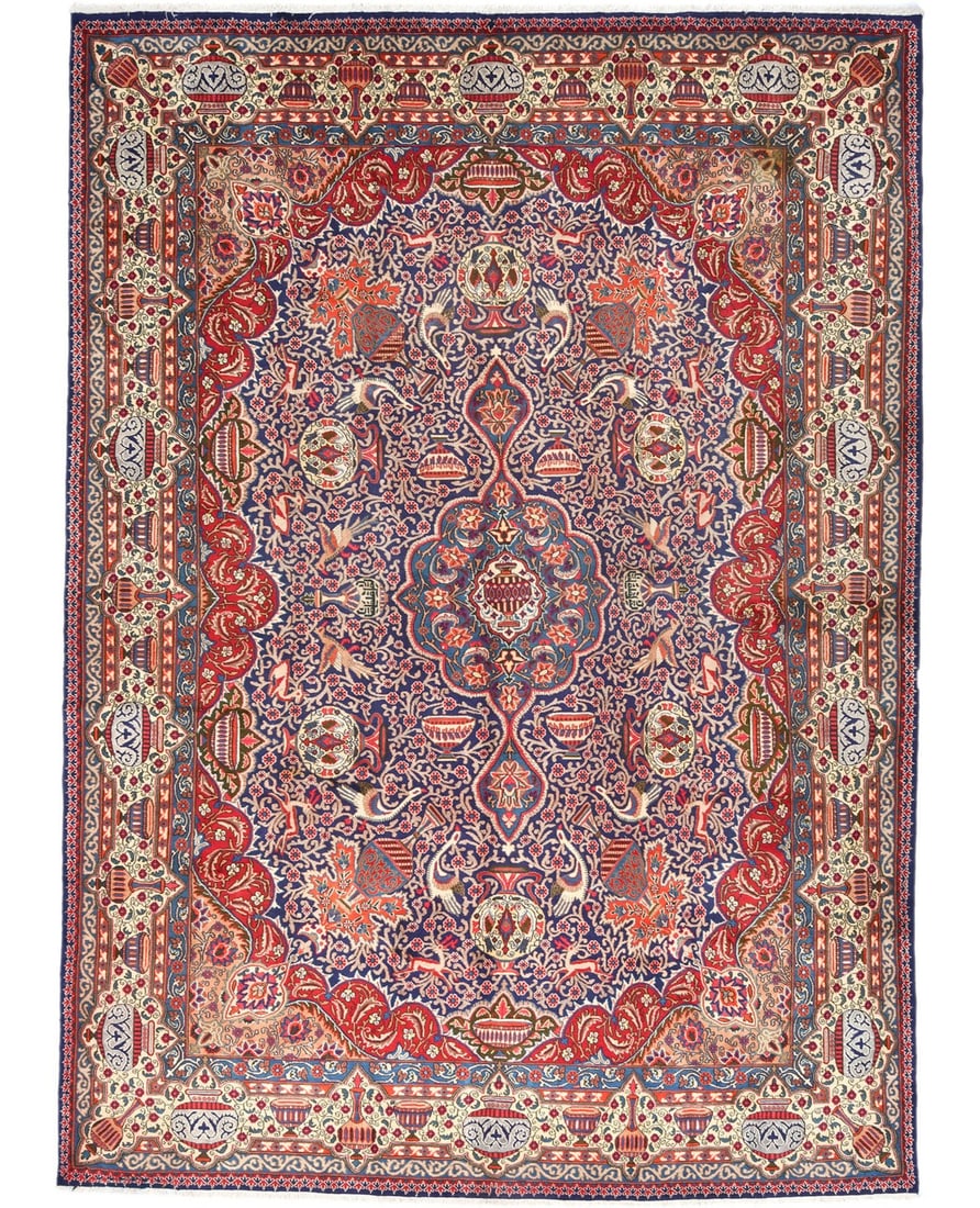 Unique 9x13 Vintage Floral Wool Area Rug Traditional Design: Unique 9x13 Vintage Floral Wool Area Rug Traditional Design This stunning one-of-a-kind vintage Oriental rug is an exquisite addition to any room. Measuring 9'2" x 12'8", this hand-knotted wool carpet