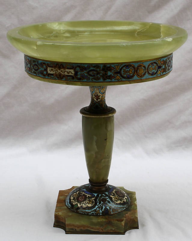 19th Century French Cloisonne Bronze Onyx Center Piece: 19th Century French Cloisonne Bronze Onyx Center Piece This exquisite 19th-century French cloisonne center piece is a remarkable blend of artistry and elegance. Crafted from bronze and featuring intri