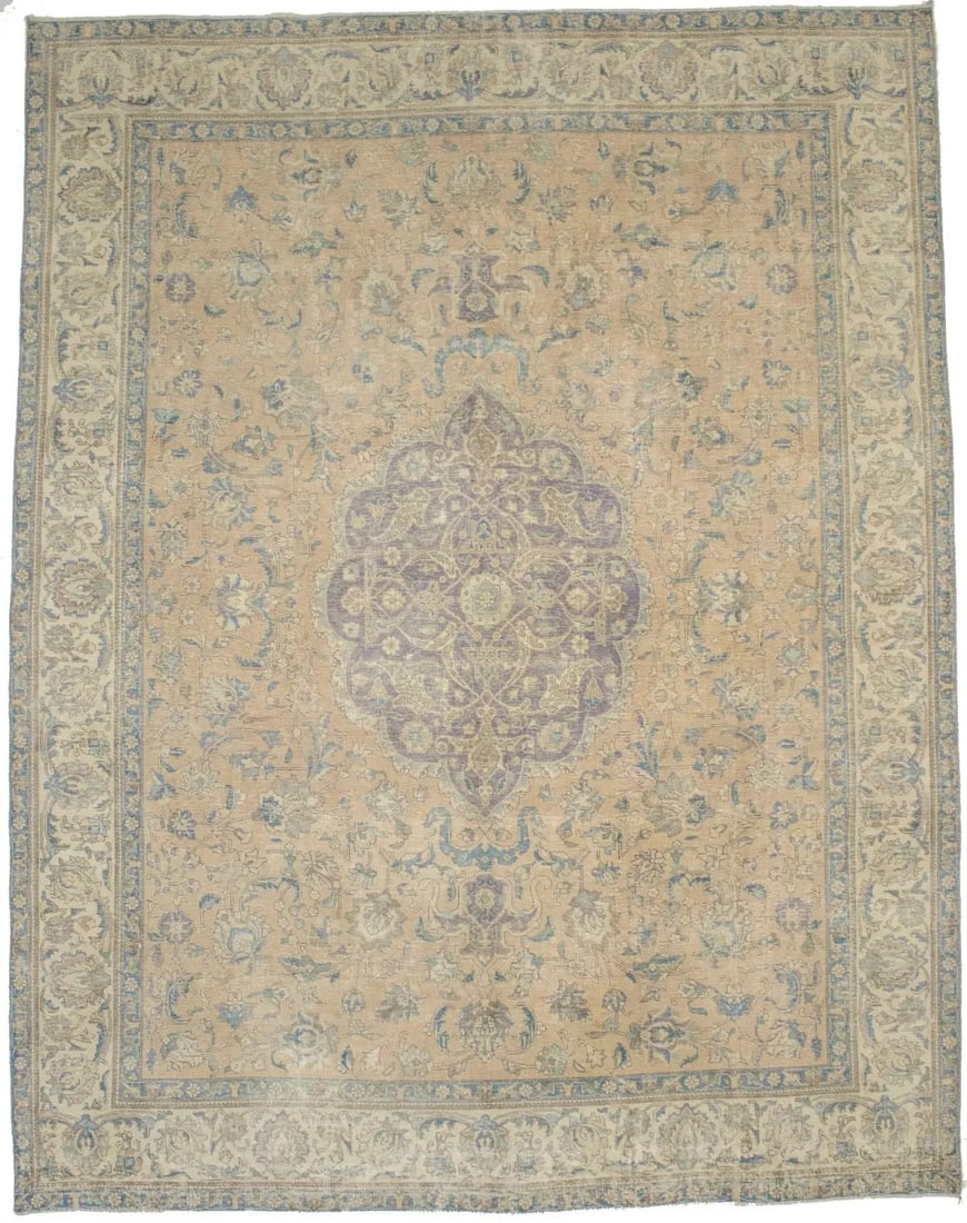 Hand-Knotted Wool Oriental Area Rug 12'8 x 10'0 Vintage Floral Pattern: Hand-Knotted Wool Oriental Area Rug 12'8 x 10'0 Vintage Floral Pattern This antique oriental rug features a classic floral pattern in muted tones of light peach, beige, purple, green, and brown. Hand-