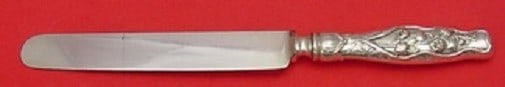 Whiting Lily of the Valley Sterling Silver Dinner Knife 9.5 Inch: Whiting Lily of the Valley Sterling Silver Dinner Knife 9.5 Inch This exquisite dinner knife features the elegant "Lily of the Valley" pattern by Whiting, crafted from high-quality sterling silver. Th