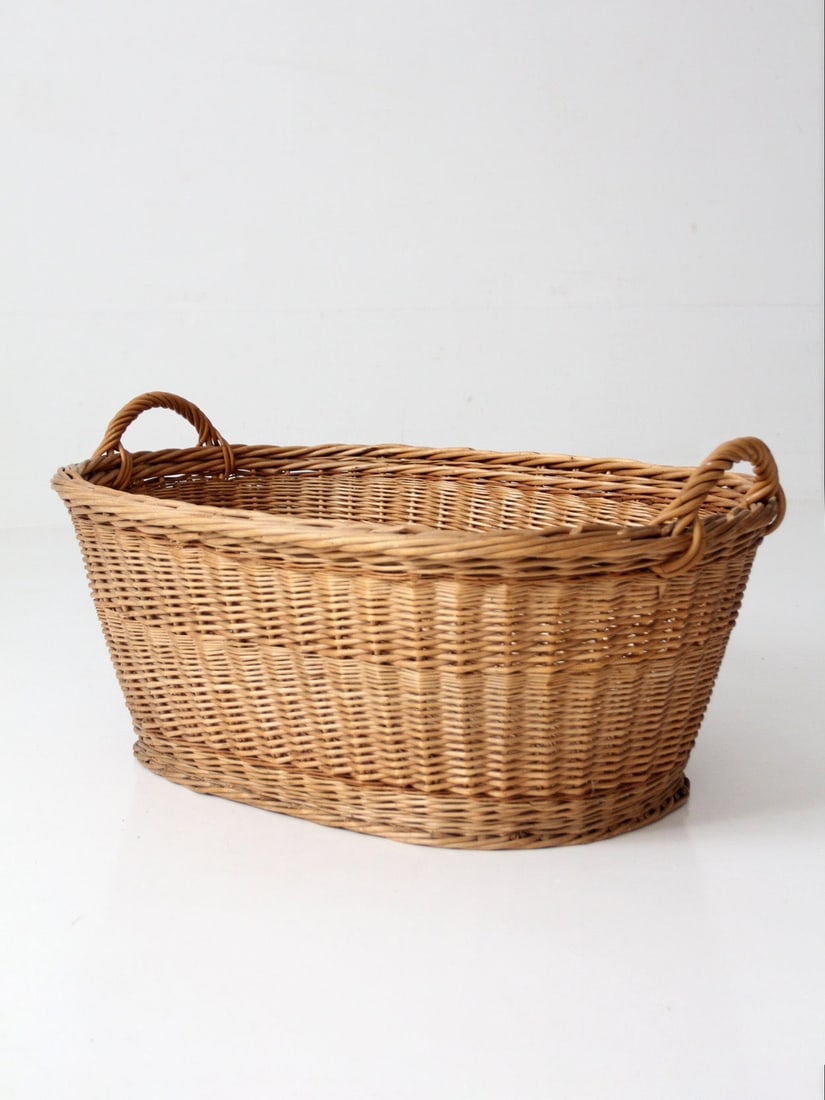 Large Oval Woven Wicker Basket With Handles Antique Farmhouse Style (1 of 12)