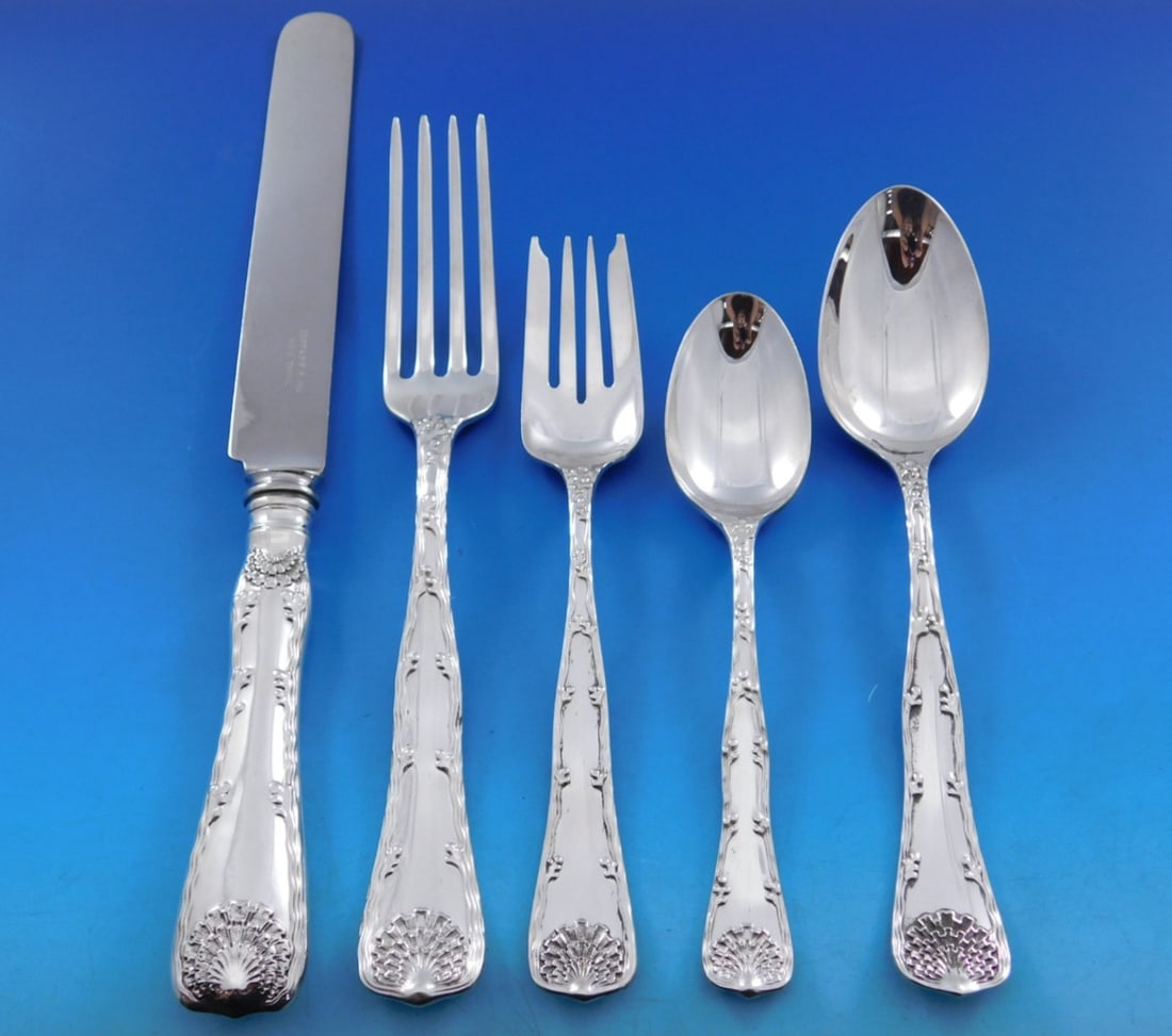 Tiffany Wave Edge Sterling Silver 40 Piece Dinner Flatware Set: Tiffany Wave Edge Sterling Silver 40 Piece Dinner Flatware Set This is a Tiffany & Co. Wave Edge sterling silver flatware set for eight, featuring a total of 40 dinner-sized pieces. The Wave Edge patt