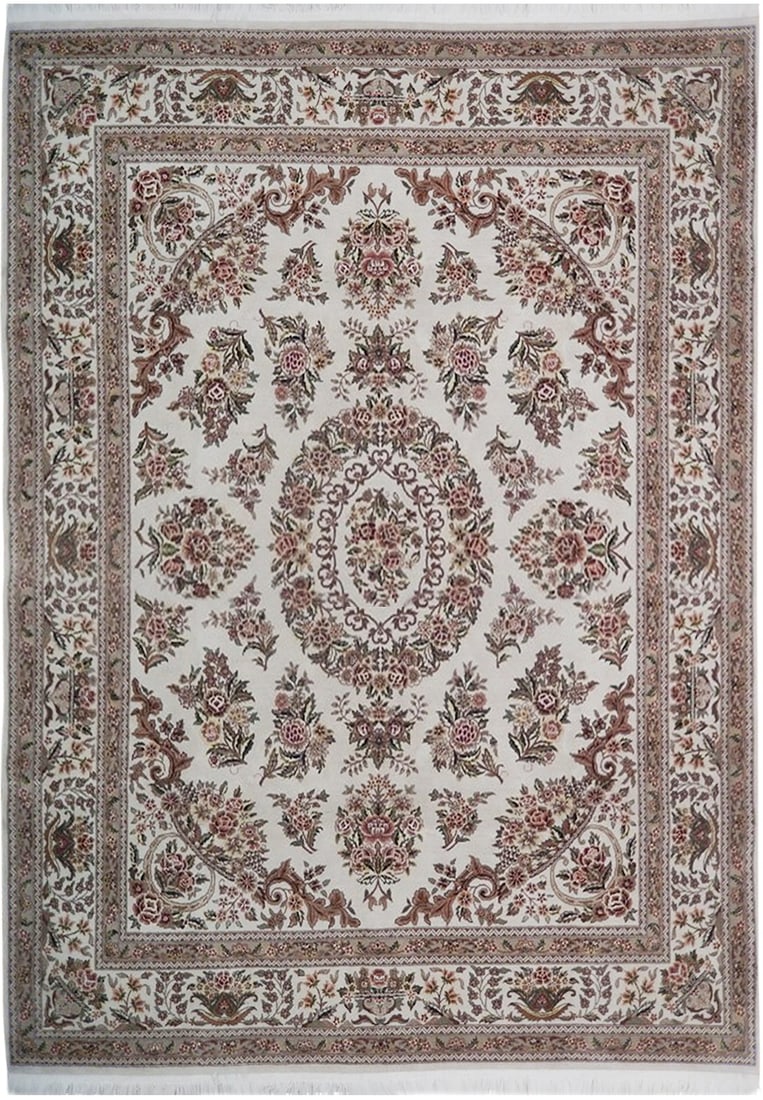 Sarouk Sino Rug 7'10 x 9'8 Handmade Wool and Silk Floral Design: Sarouk Sino Rug 7'10 x 9'8 Handmade Wool and Silk Floral Design Free continental US Shipping This Sarouk Sino rug features a beautiful floral pattern and is expertly handmade in China using high-quali