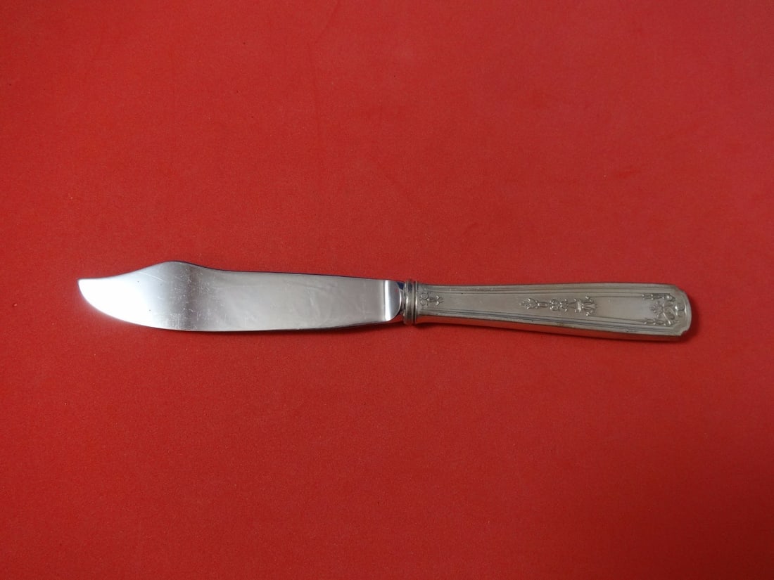 Whiting Oriana Sterling Silver Hollow Handle Fish Knife 8: Whiting Oriana Sterling Silver Hollow Handle Fish Knife 8 This is a Whiting Oriana pattern fish knife featuring a sterling silver hollow handle and a stainless steel blade. The knife measures 8 inches