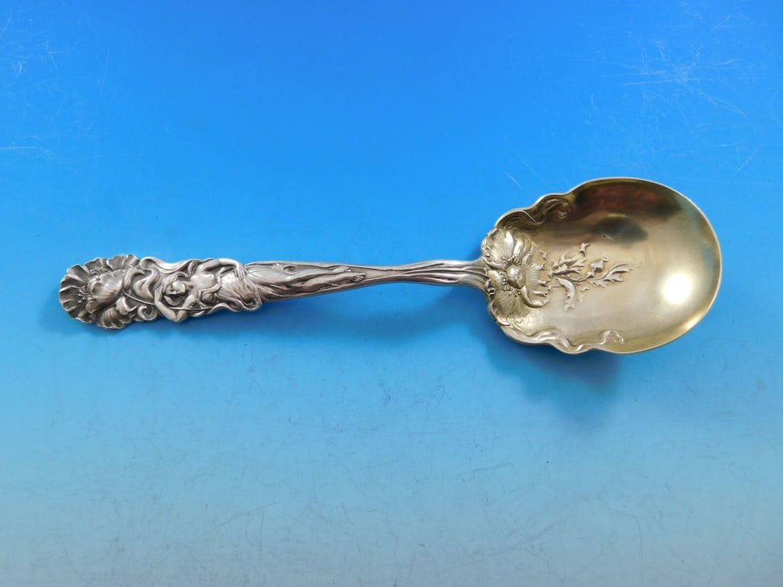 Alvin Raphael Sterling Silver Goldwash Serving Spoon 7.5 Art Nouveau: Alvin Raphael Sterling Silver Goldwash Serving Spoon 7.5 Art Nouveau This exquisite serving spoon is part of the Raphael pattern by Alvin, crafted from high-quality sterling silver with a luxurious go