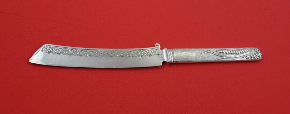 Reed & Barton Aesthetic Sterling Silver Tea Knife 8" Caterpillar Design: Reed & Barton Aesthetic Sterling Silver Tea Knife 8" Caterpillar Design This exquisite Aesthetic Sterling Silver Tea Knife, crafted by Reed & Barton, features a unique design showcasing an oriental ca