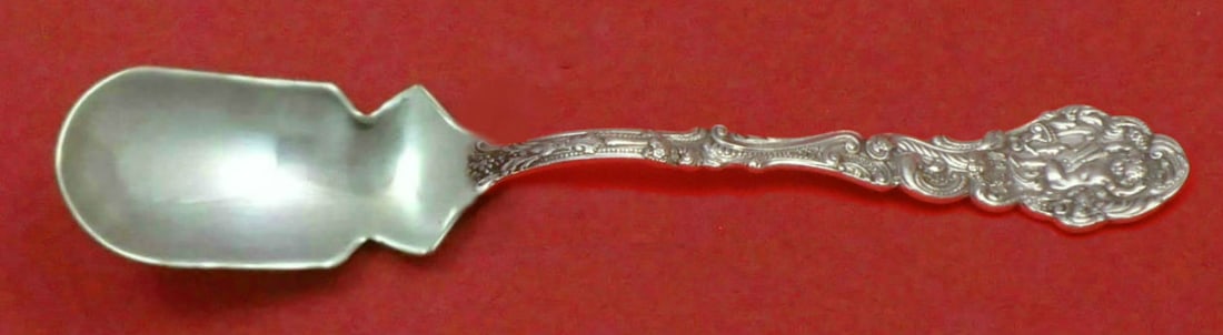 Gorham Versailles Sterling Silver Custom Horseradish Scoop 5 3/4": Gorham Versailles Sterling Silver Custom Horseradish Scoop 5 3/4" A custom-made horseradish scoop in the Versailles pattern by Gorham, crafted in sterling silver. It is not monogrammed and is in excel