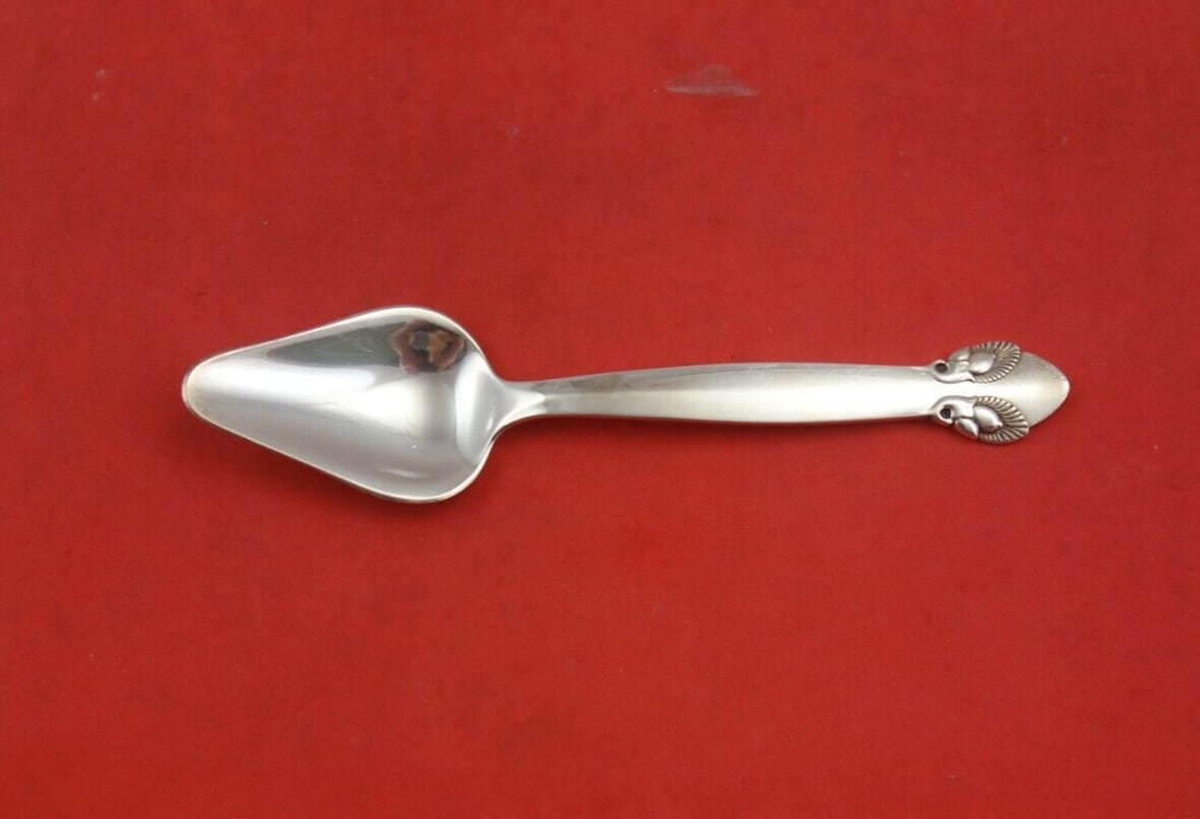 Georg Jensen Bittersweet Sterling Silver Grapefruit Spoon Blunt Nose 5 3/4: Georg Jensen Bittersweet Sterling Silver Grapefruit Spoon Blunt Nose 5 3/4 This elegant grapefruit spoon is crafted from sterling silver and features the exquisite Bittersweet pattern by Georg Jensen.