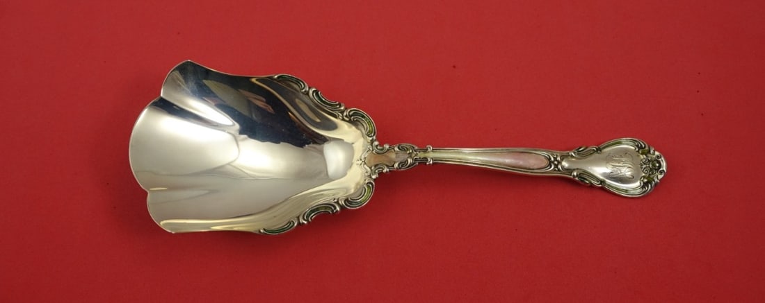 Gorham Chantilly Sterling Silver Berry Scoop 9 with Enamel Lacing (1 of 2)