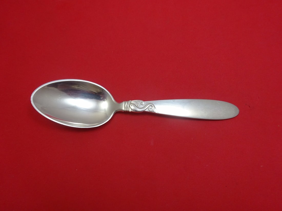 Frigast Dolphin Pattern Sterling Silver Dessert Spoon 6 3/4 Inch: Frigast Dolphin Pattern Sterling Silver Dessert Spoon 6 3/4 Inch This exquisite dessert spoon from Frigast features a graceful dolphin design, showcasing its elegant craftsmanship. Made from high-qual