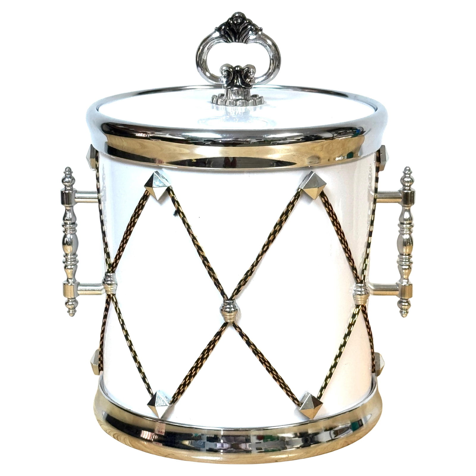 Vintage Hollywood Regency White Silver Drum Ice Bucket Japan 1960s: Vintage Hollywood Regency White Silver Drum Ice Bucket Japan 1960s Introducing an exquisite Hollywood Regency ice bucket/cooler, a stunning blend of function and style from the 1960s. Crafted in Japan