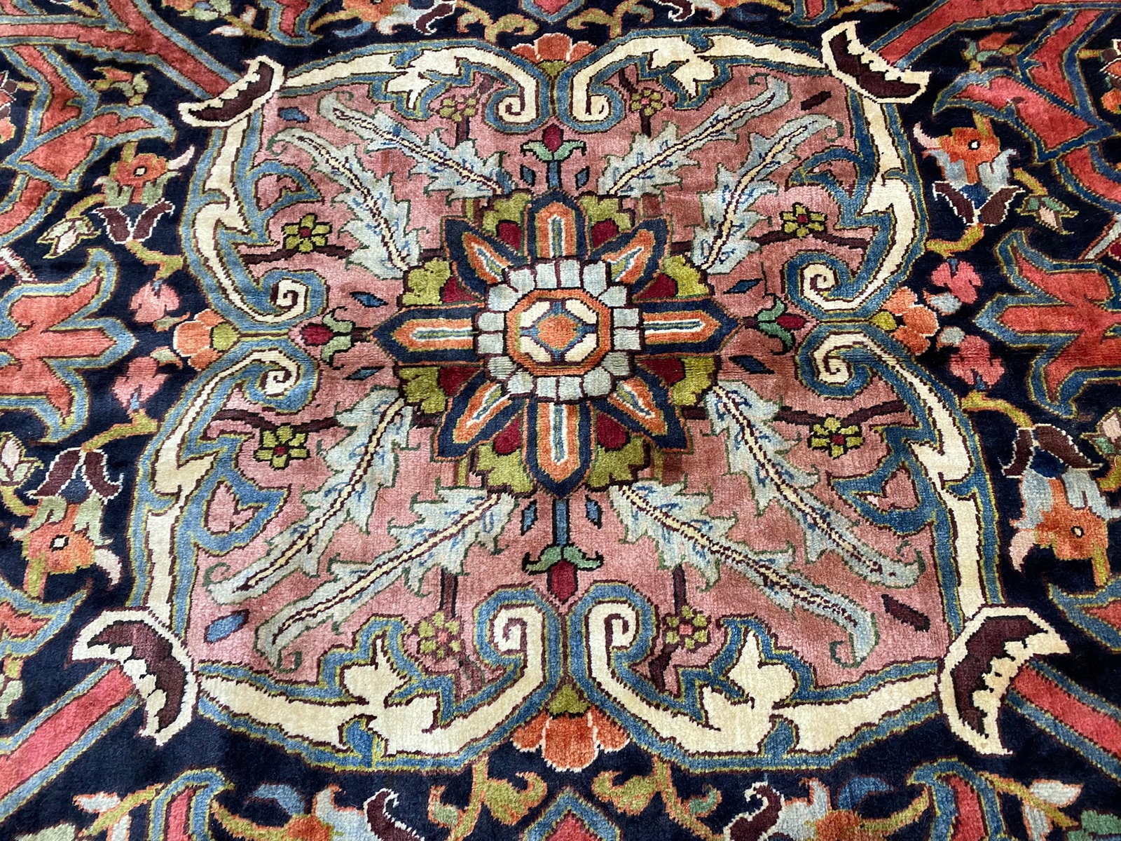 Authentic Persian 12.9 x 19.4 Heriz Rug Handmade Wool Area Rug - 6