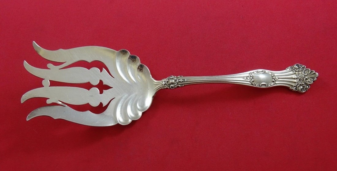 Alvin Viking Sterling Silver Asparagus Fork 9 1/8 Inch Serving Piece: Alvin Viking Sterling Silver Asparagus Fork 9 1/8 Inch Serving Piece This exquisite Viking by Alvin Sterling Silver Asparagus Fork is a stunning addition to any table setting. Crafted from high-qualit