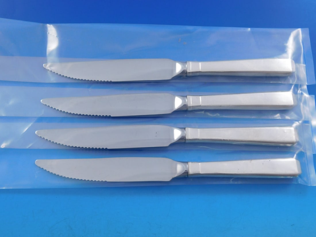 Towle Craftsman Sterling Silver Steak Knife Set 4pc Custom Made 8.5": Towle Craftsman Sterling Silver Steak Knife Set 4pc Custom Made 8.5" Enhance your dining experience with this exquisite 4-piece steak knife set from the Craftsman pattern by Towle. Each knife features