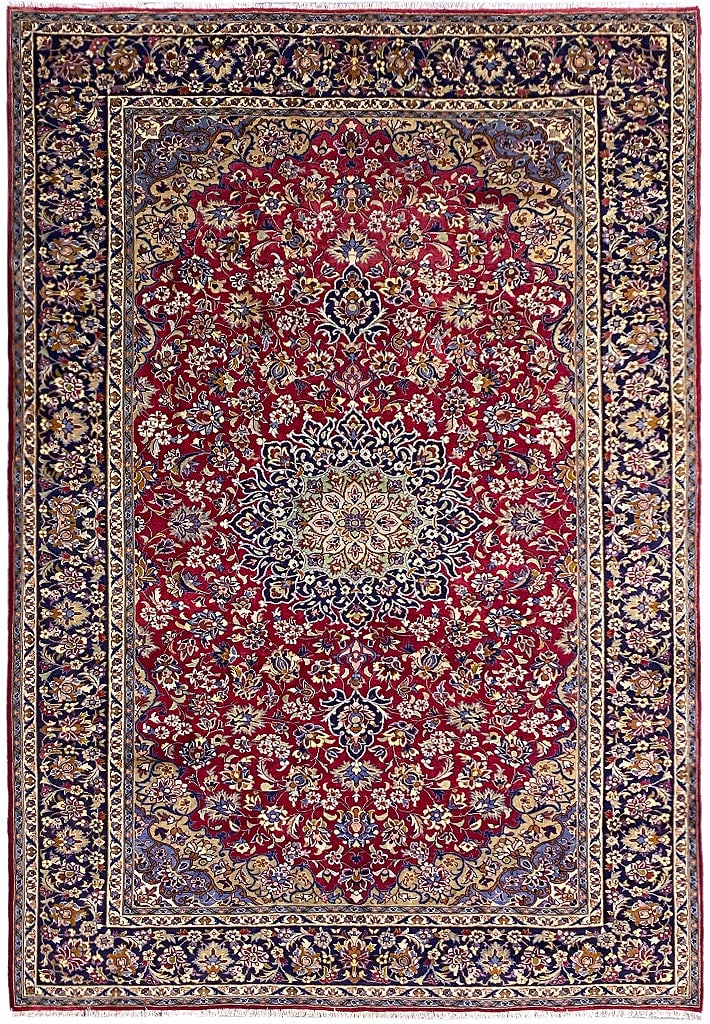 8.5 x 12.3 Classic Persian Kashan Area Rug: 8.5 x 12.3 Classic Persian Kashan Area Rug Free continental US Shipping Enhance your home decor with this beautiful Classic Persian Kashan Traditional Rug, measuring 8.5 x 12.3 feet. Known for its int