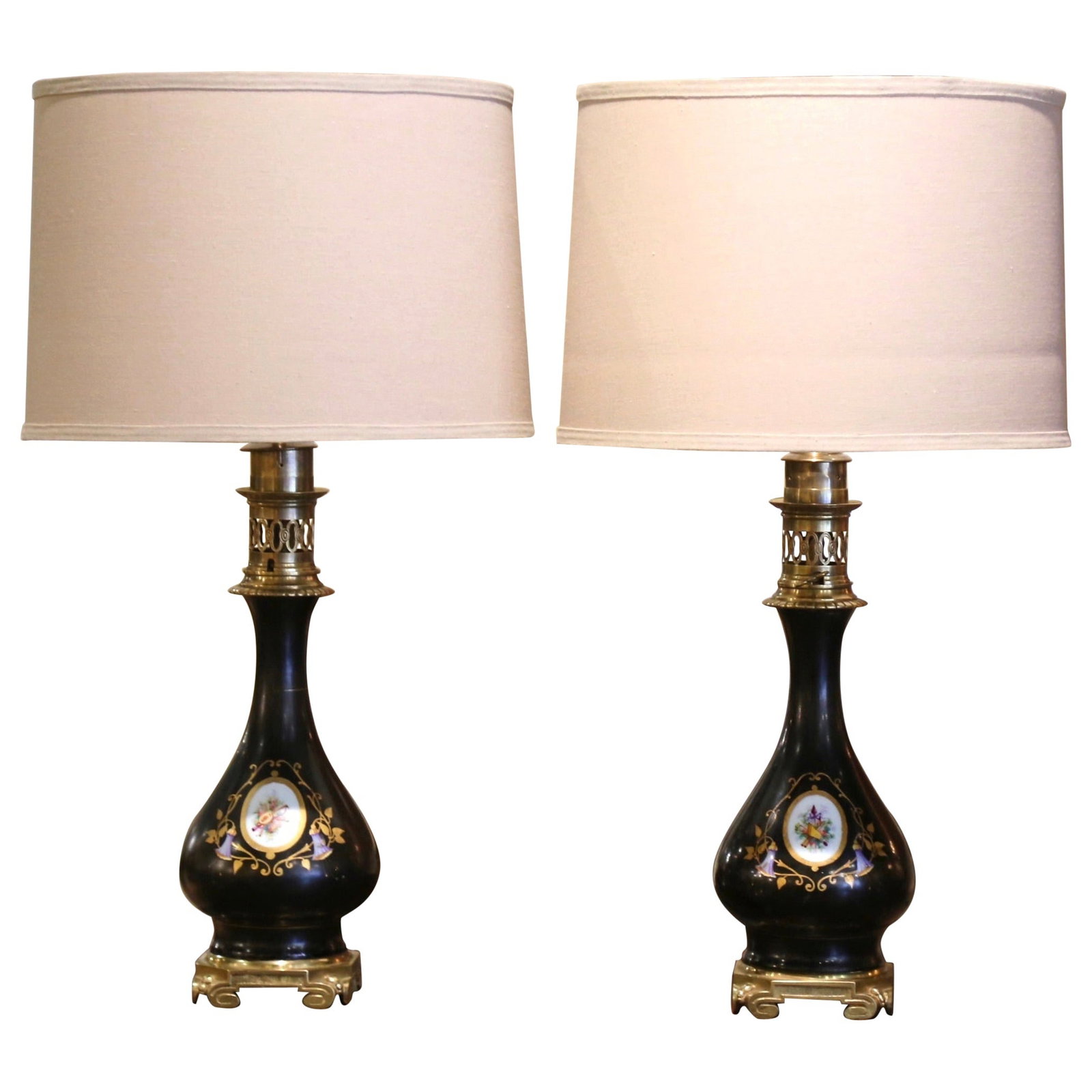 Set of 2 19th Century French Napoleon III Oil Lamps Porcelain Bronze Base: Set of 2 19th Century French Napoleon III Oil Lamps Porcelain Bronze Base This exquisite pair of 19th century French painted porcelain table oil lamps, crafted circa 1870, combines elegant artistry wi