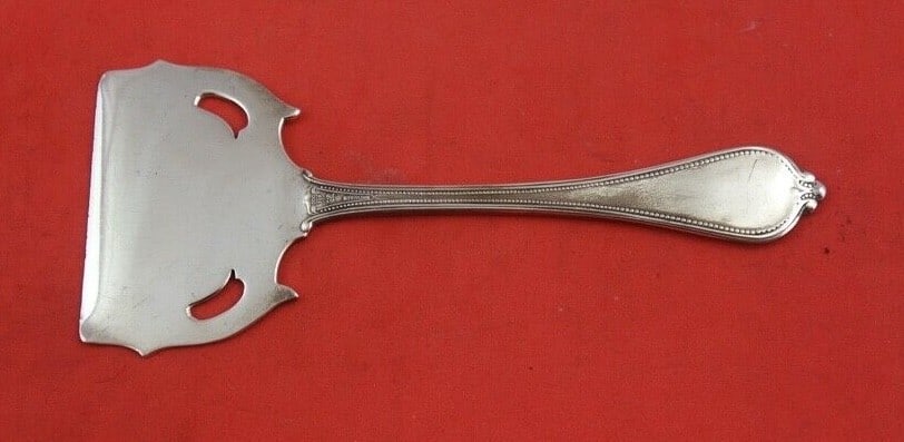 Towle Old Newbury Sterling Silver Scraper 4 3/8 inches (1 of 2)