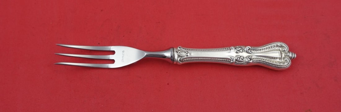 Towle Old Colonial Sterling Silver Game Fork 7 1/2" 19th Century Elegance: Towle Old Colonial Sterling Silver Game Fork 7 1/2" 19th Century Elegance Discover the exquisite Old Colonial Game Fork by Towle, a stunning piece crafted from sterling silver that exemplifies the art