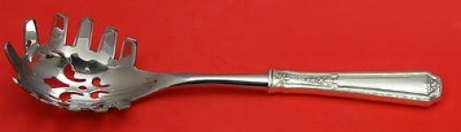 Towle Sterling Silver Louis XIV Pasta Server Custom Made 10 3/4 inches: Towle Sterling Silver Louis XIV Pasta Server Custom Made 10 3/4 inches Elevate your dining experience with this exquisite Louis XIV Pasta Server by Towle. Crafted from high-quality sterling silver, th
