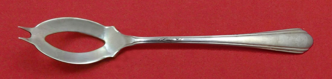 Towle Lady Diana Sterling Silver Olive Serving Spoon 5 3/4 Inch: Towle Lady Diana Sterling Silver Olive Serving Spoon 5 3/4 Inch This exquisite serving spoon is crafted in the Lady Diana pattern by Towle, featuring a timeless design that enhances any dining experie