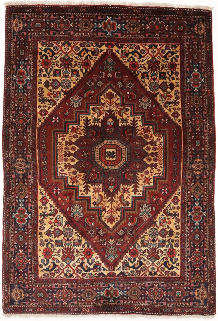 Vintage Hand-Knotted 3'4 x 5'0 Floral Wool Area Rug: Vintage Hand-Knotted 3'4 x 5'0 Floral Wool Area Rug Enhance your home decor with this exquisite 3'4" x 5'0" vintage hand-knotted Oriental rug. Crafted in Western Asia, this area rug features a stunnin