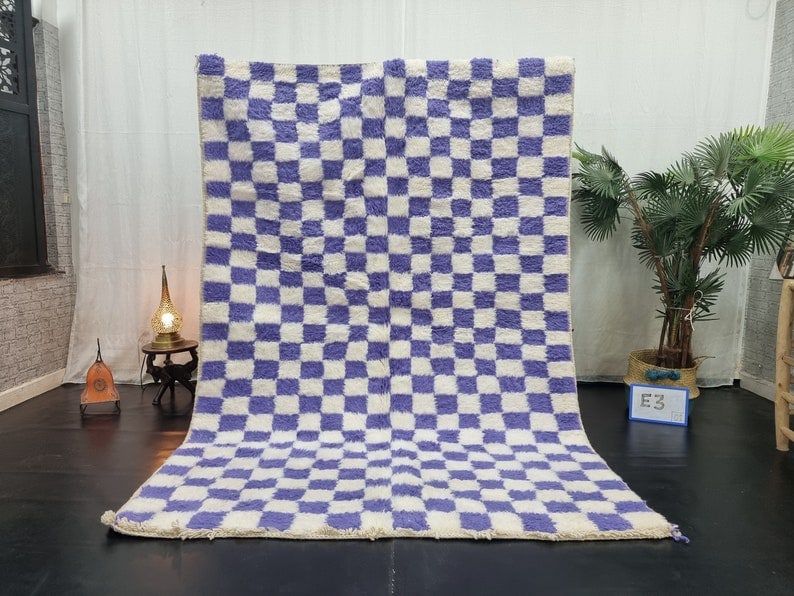 Handwoven Moroccan Rug 8 x 5 Feet Authentic Berber Craftsmanship: Handwoven Moroccan Rug 8 x 5 Feet Authentic Berber Craftsmanship Discover the beauty of this Fabulous Authentic Rug, expertly handwoven by local Berber women weavers in the Atlas Mountains of Morocco.