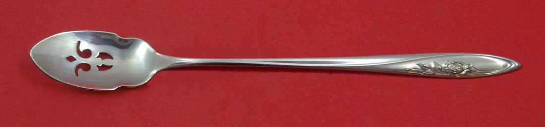 Towle Sculptured Rose Sterling Silver Pierced Olive Spoon 7 7/8 Custom: Towle Sculptured Rose Sterling Silver Pierced Olive Spoon 7 7/8 Custom Towle Sculptured Rose olive spoon in pierced long design, custom made in sterling silver. The piece is post-1940, not monogrammed
