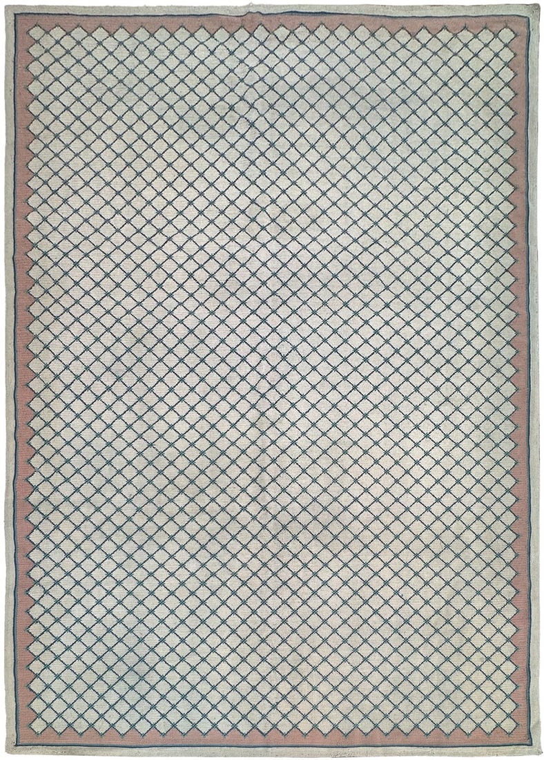 Portuguese Wool Needlepoint Tapestry Rug 201cm x 305cm Geometric: Portuguese Wool Needlepoint Tapestry Rug 201cm x 305cm Geometric A vintage Portuguese needlepoint rug with a geometric trellis design and flat-woven tapestry construction. It is handmade in Portugal a
