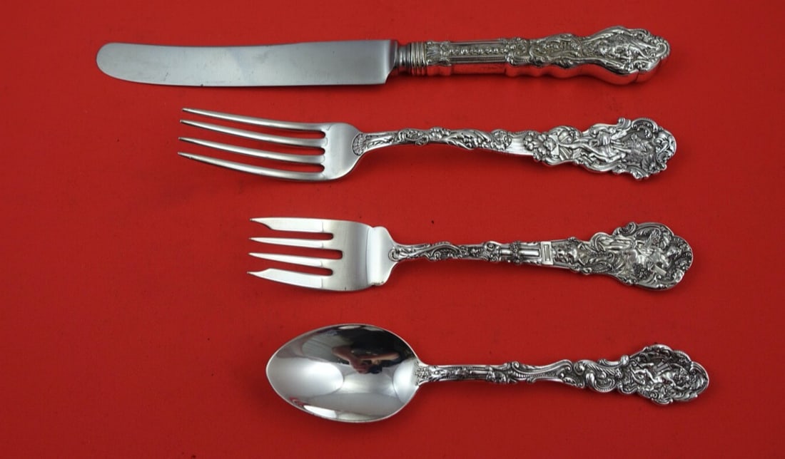 Gorham Versailles Sterling Silver 4 Piece Dinner Flatware Set: Gorham Versailles Sterling Silver 4 Piece Dinner Flatware Set Sterling silver 4-piece dinner setting in the Versailles pattern by Gorham. The set includes a dinner knife, inner fork, salad fork, and t